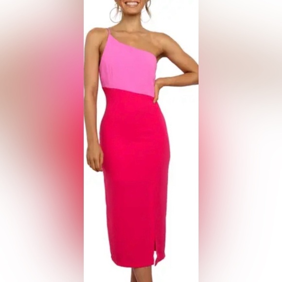 Petal & Pup Dresses & Skirts - Petal & Pup Xiomar One-Shoulder Midi Dress | NWT | Sz 6